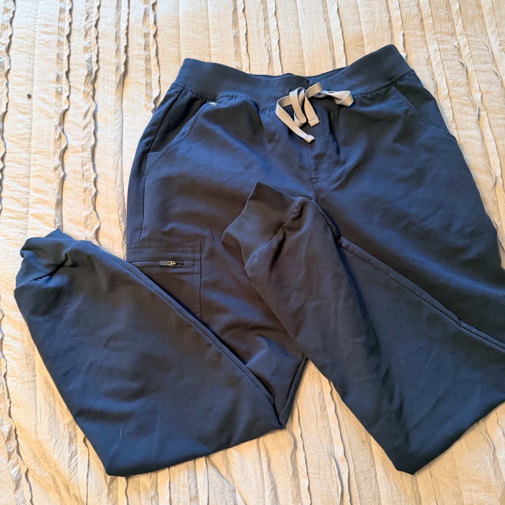 Figs Zamora Joggers scrub pants